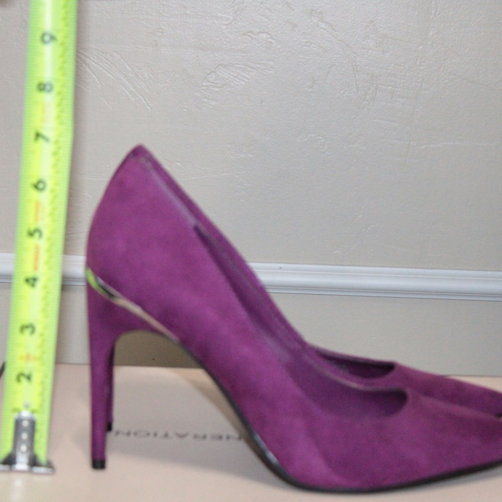MARC FISHER LTD ABIENE POINTY TOE BLOCK HEEL PUMP, MAGENTA SUEDE - Picture 5 of 7